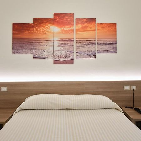 Hotelristorante Il Punto Marotta Dış mekan fotoğraf