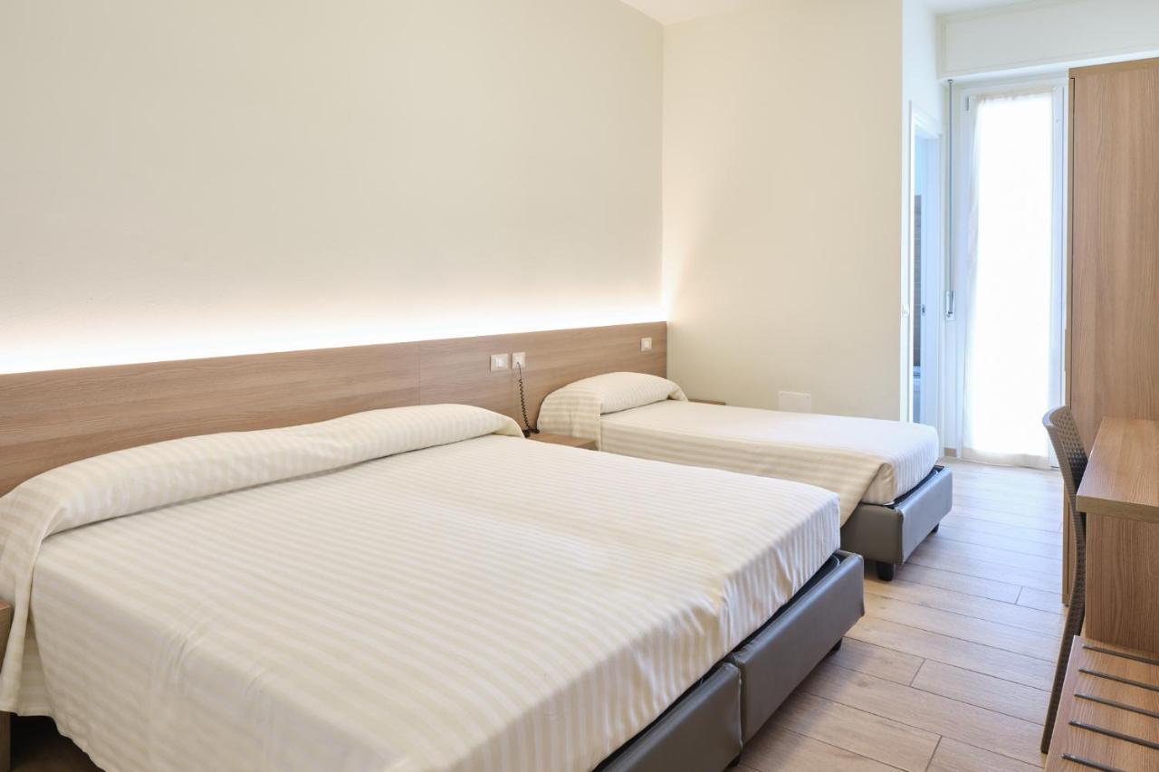 Hotelristorante Il Punto Marotta Dış mekan fotoğraf